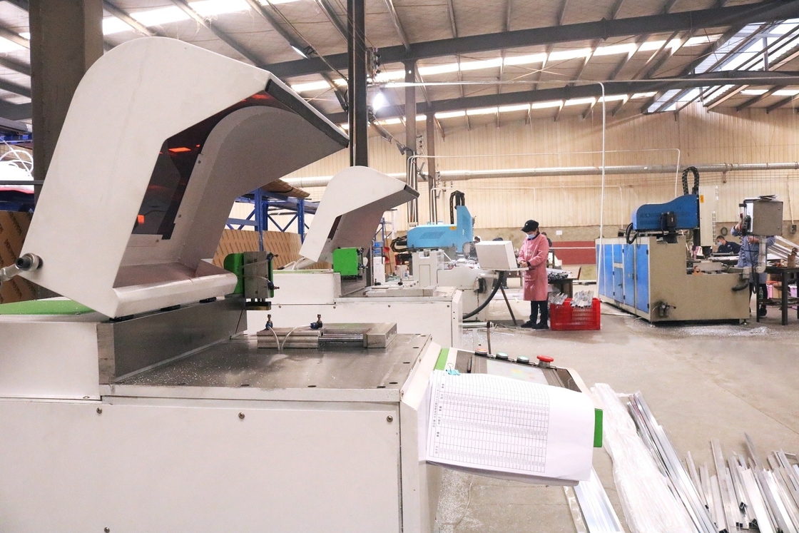 OEM الألومنيوم الأثاث مقابض الشظية البرونزية اللون 30 مم للدرج